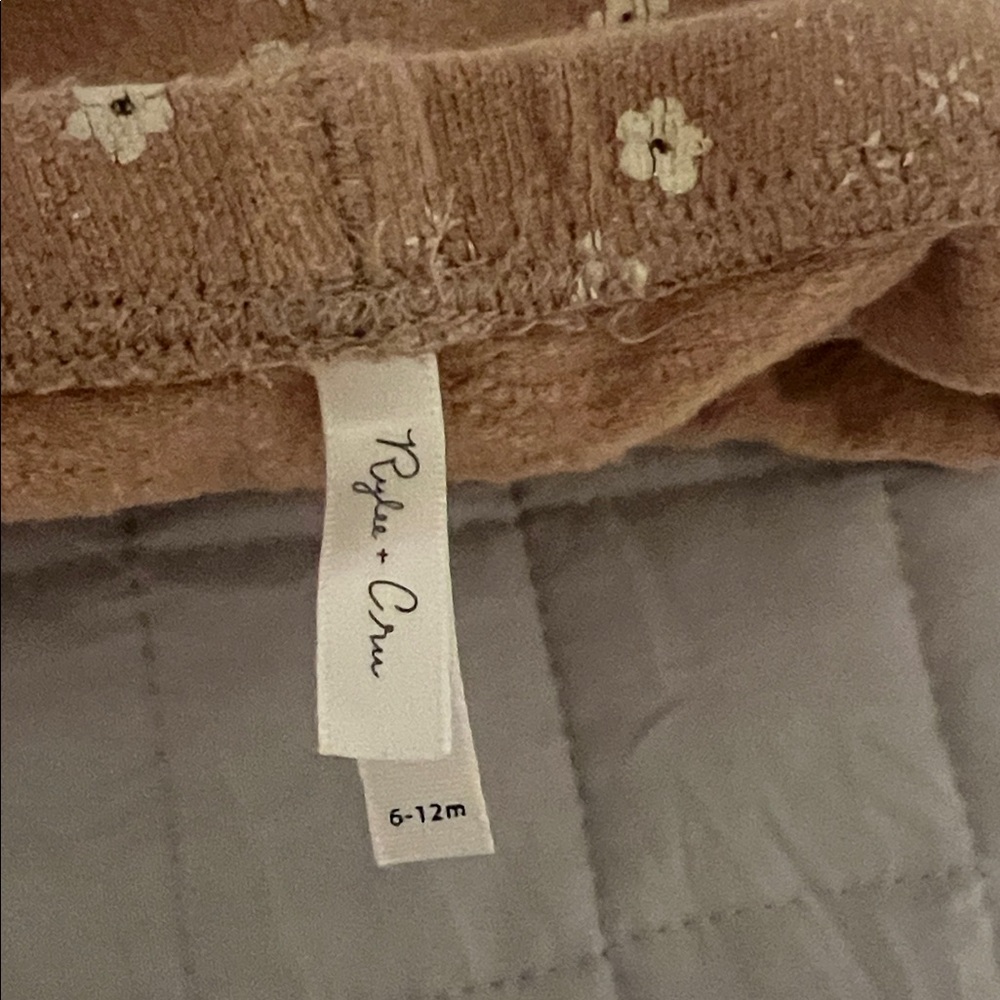 Rylee + Cru Girls' Floral Print Tan Leggings (6-12 months) | Rylee and cru - Picture 2 of 3